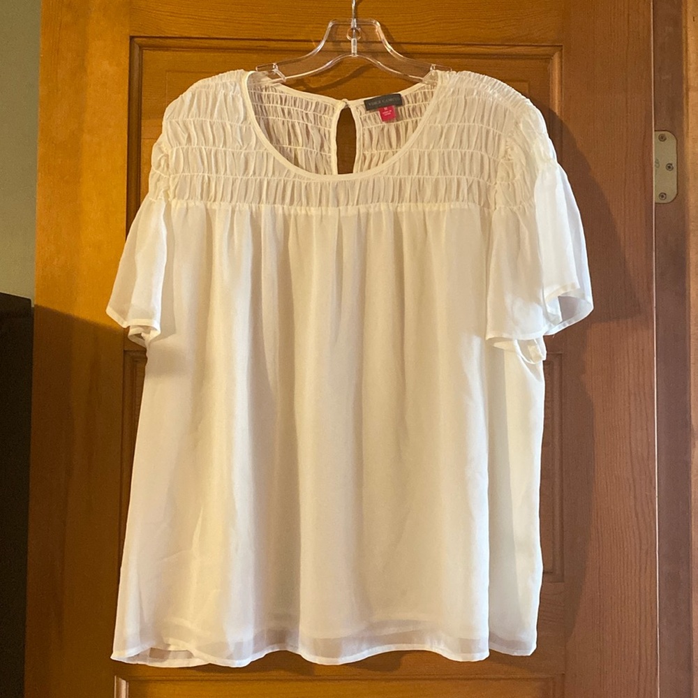 Vince Camuto XL ivory lined blouse purchased at Nordstrom Rack. Worn once.